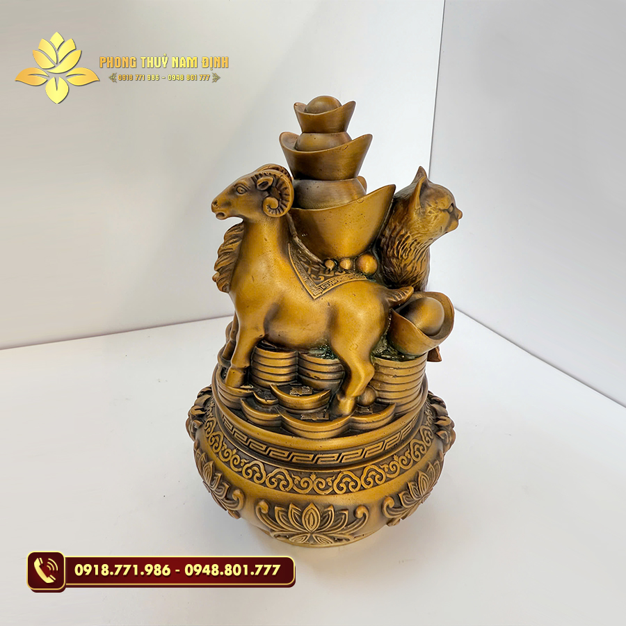 Bộ Tam Hợp đồng nguyên chất tượng trưng cho tài lộc và may mắn dài lâu. Bộ Tam Hợp đồng nguyên chất tượng trưng cho tài lộc và may mắn dài lâu.