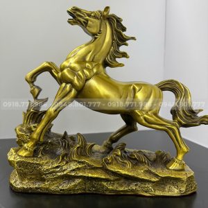 Ngựa Đứng Bệ Đá – Quà tặng phong thủy ý nghĩa