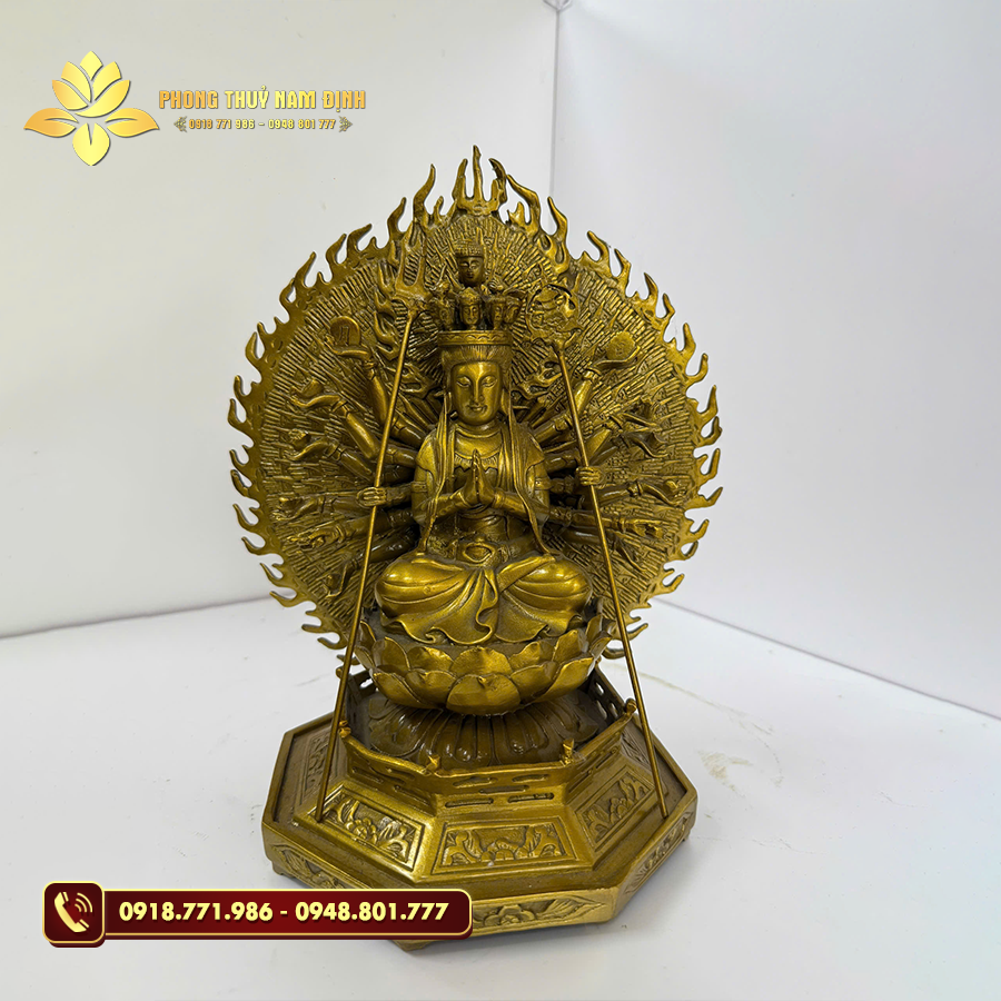 Hình ảnh Thiên Thủ Thiên Nhãn với nghìn tay nghìn mắt Hình ảnh Thiên Thủ Thiên Nhãn với nghìn tay nghìn mắt