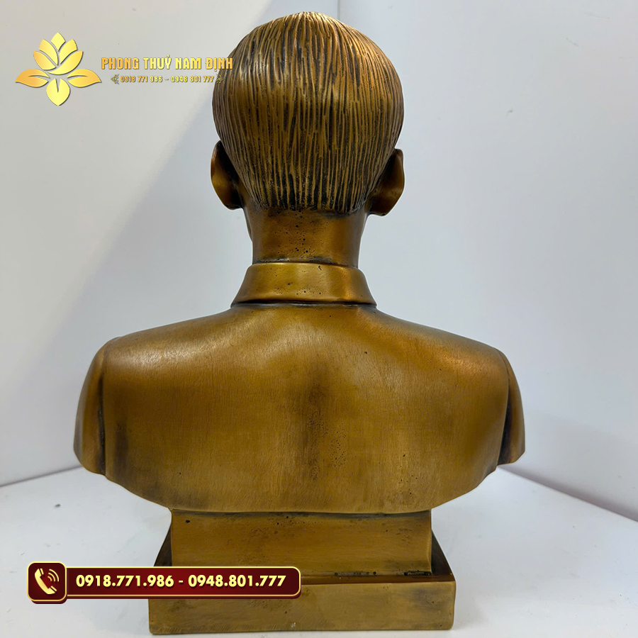 Tượng đồng Bác Hồ bán thân - Ảnh 3