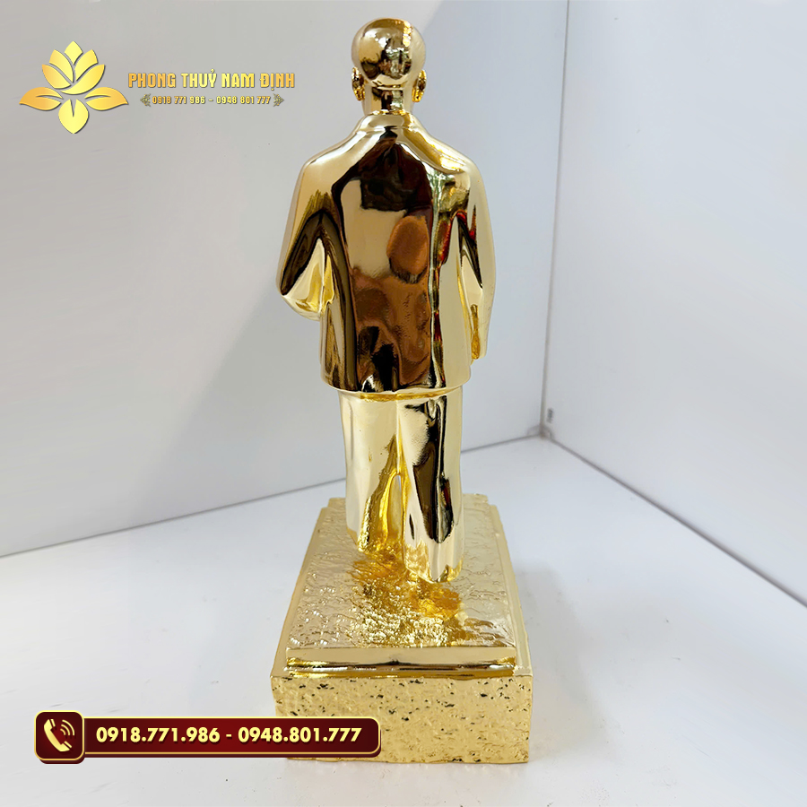 Tượng đồng Bác Hồ về quê mạ vàng 24K - Ảnh 3