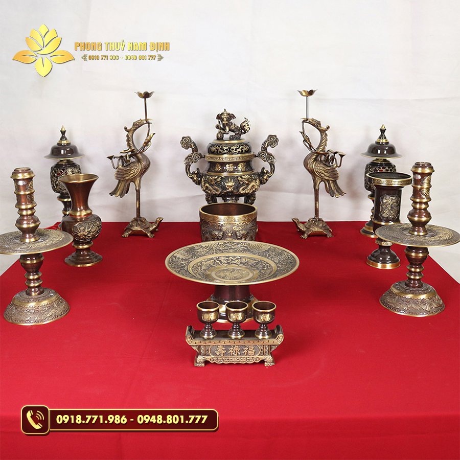 Các mẫu bộ đồ thờ bằng đồng 5 món đang được ưa chuộng hiện nay