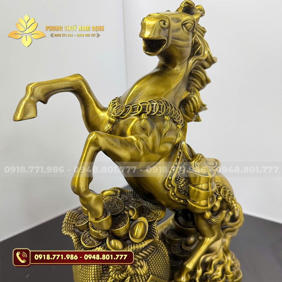 Ngựa đồng quà tặng
